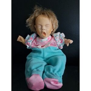Yawning Gi-go, Bean Bag‎ Kids Doll
